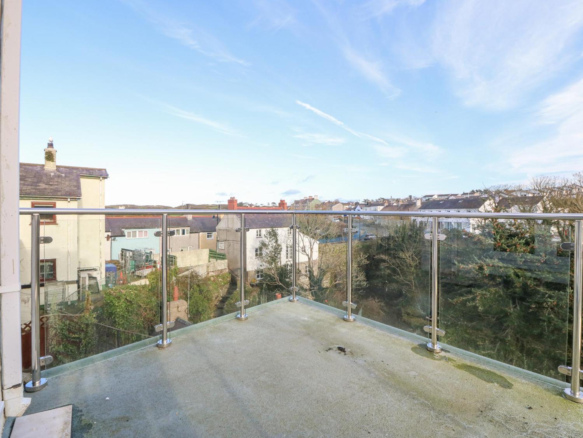 Riverview Apartment Cemaes Bay Εξωτερικό φωτογραφία