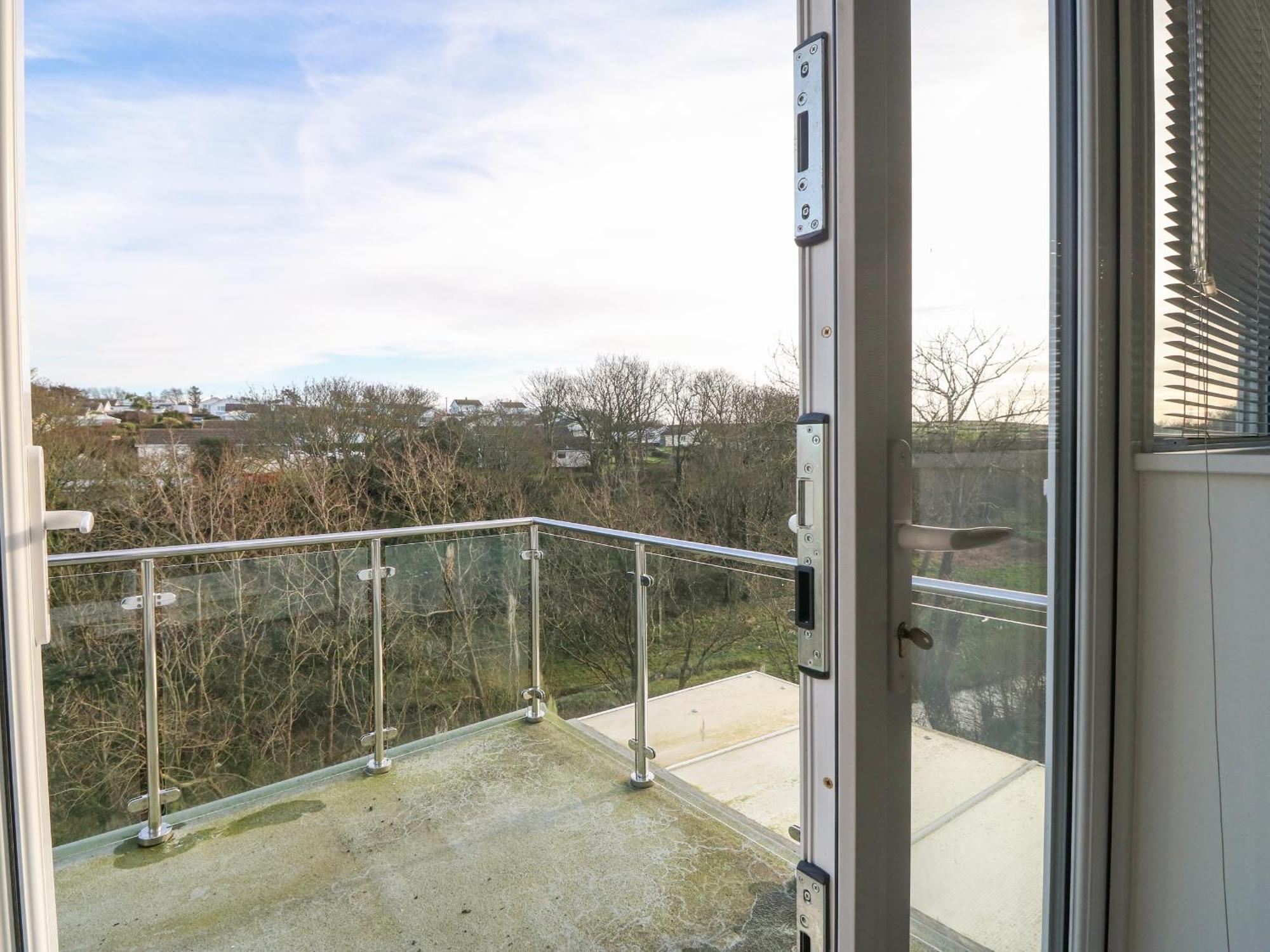 Riverview Apartment Cemaes Bay Εξωτερικό φωτογραφία