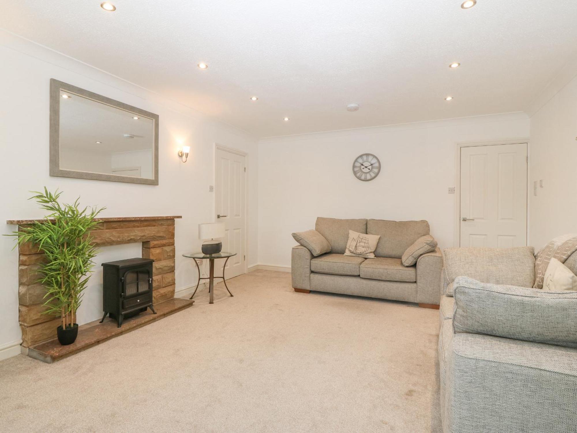 Riverview Apartment Cemaes Bay Εξωτερικό φωτογραφία